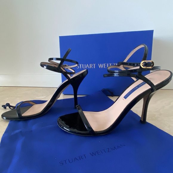 Merinda Sandal by Stuart Weitzman 🖤 - Picture 8 of 12